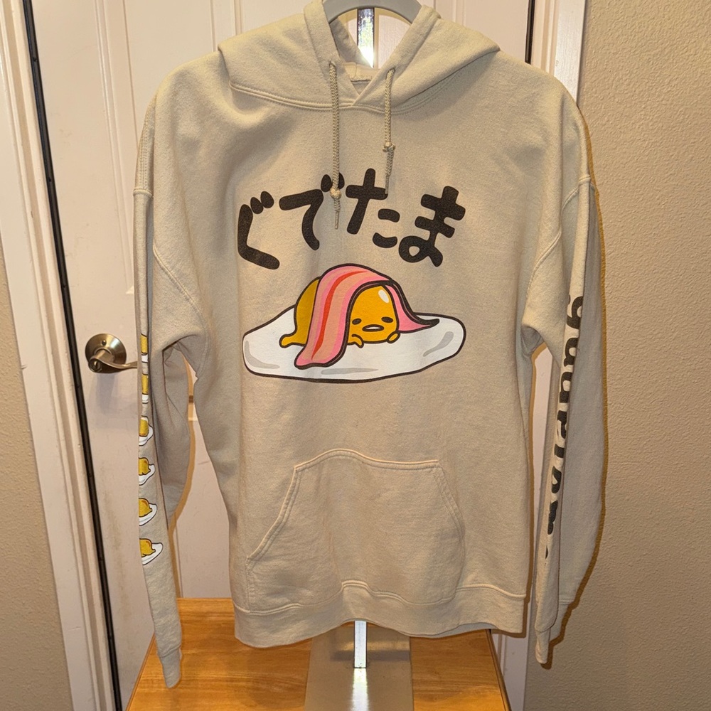 Sanrio Gudetama Graphic Hoodie unisex, lazy egg, large RN110927